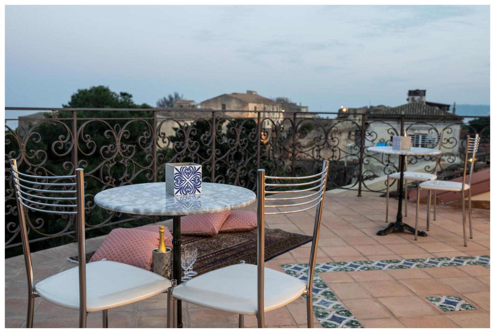 Boutique - Lodge & Suites Кротоне Экстерьер фото