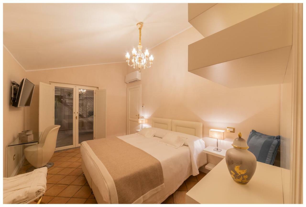 Boutique - Lodge & Suites Кротоне Экстерьер фото